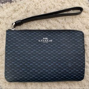 ‼️SOLD‼️ Coach Wristlet
